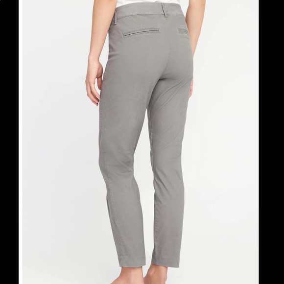 3/$30 Old Navy Pixie Ankle Chino in Gray - Picture 2 of 5